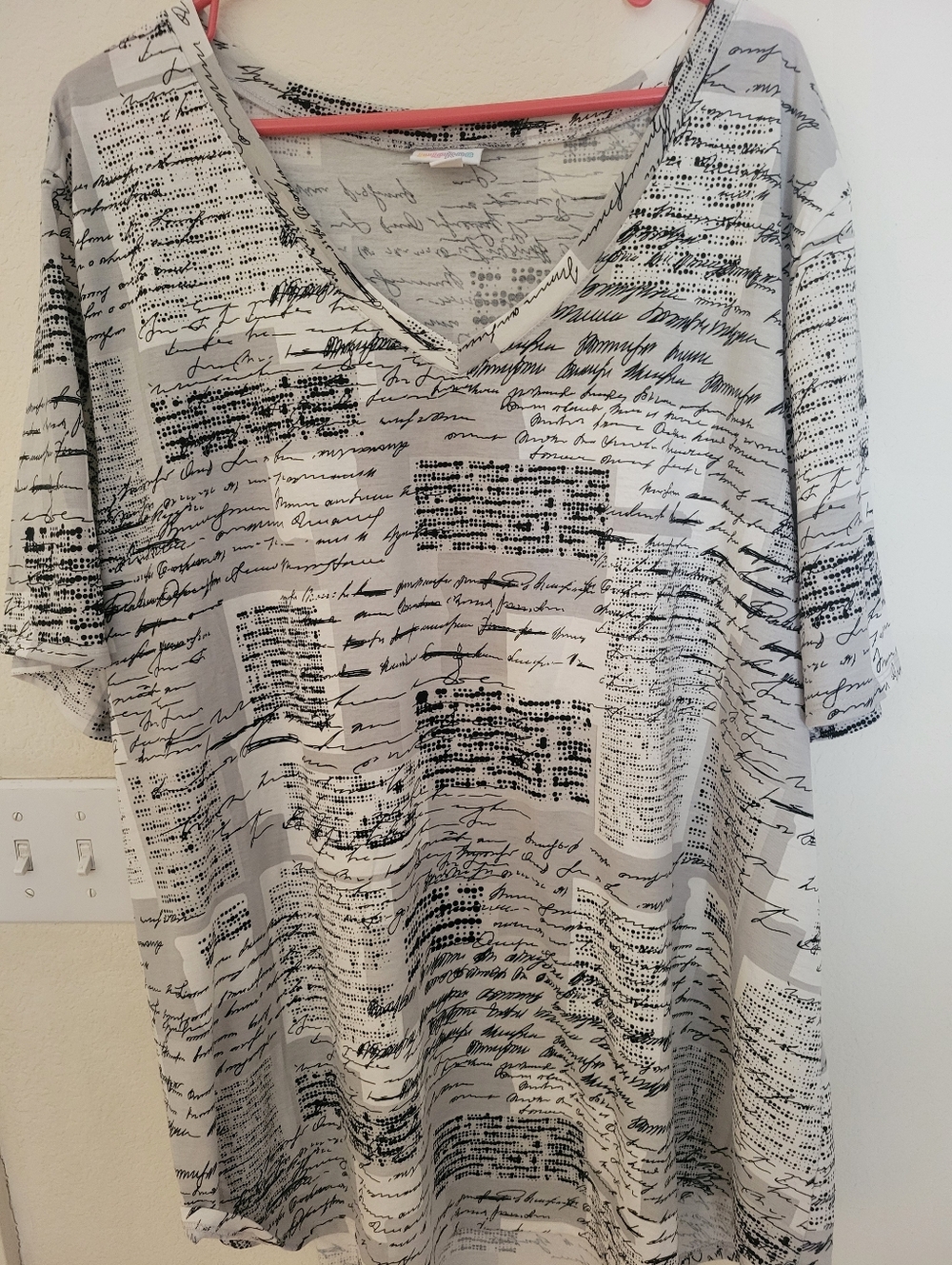 LuLaRoe.. Long V Neck T Shirt